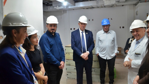 Santa Casa recebe senador Luis Carlos Heinze em visita &agrave;s obras de moderniza&ccedil;&atilde;o
